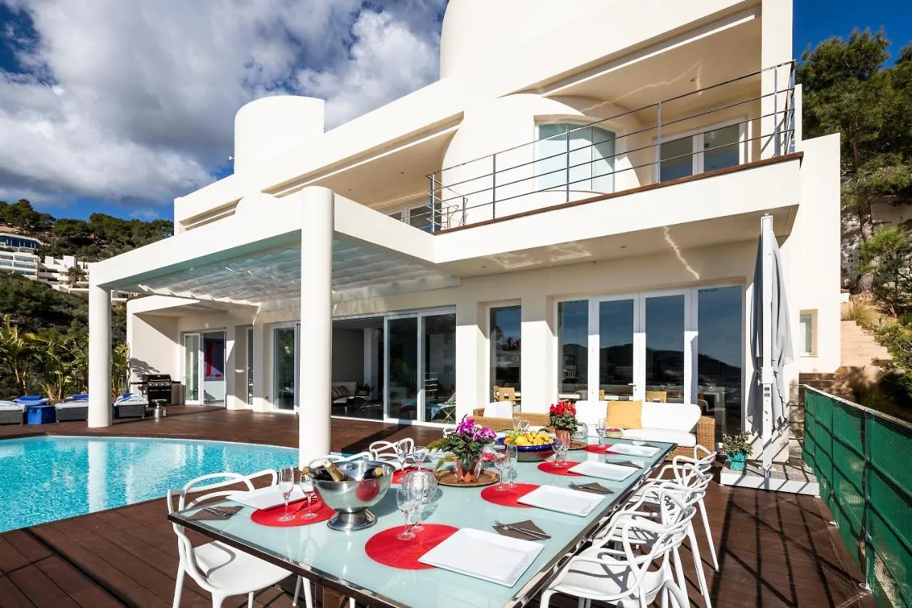 Villa Infinity -Amazing Luxury Villa 3 Pools & Jacuzzi Roca Llisa