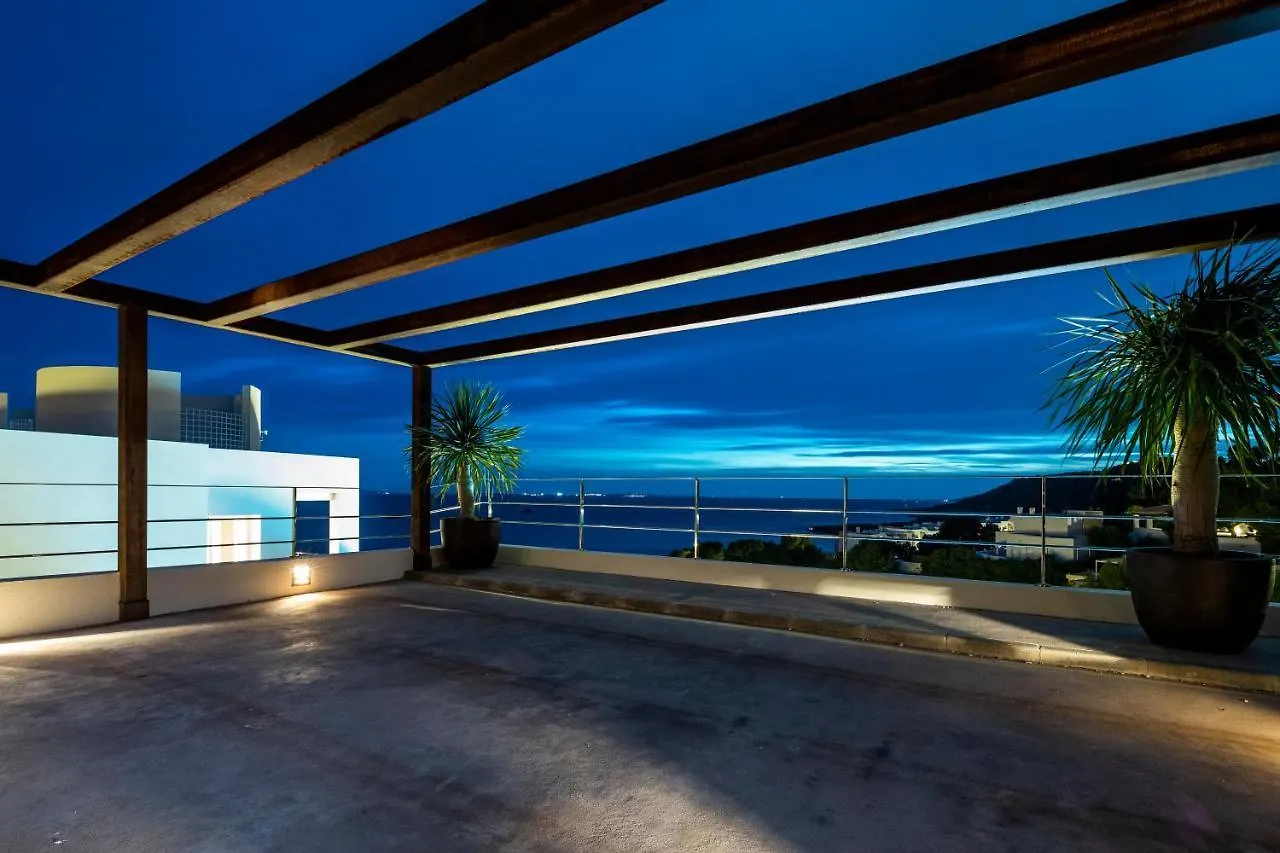 Villa Infinity -Amazing Luxury Villa 3 Pools & Jacuzzi Roca Llisa