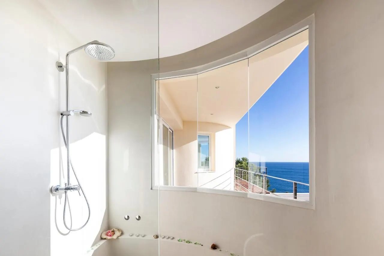 Villa Infinity -Amazing Luxury Villa 3 Pools & Jacuzzi Roca Llisa 0*,
