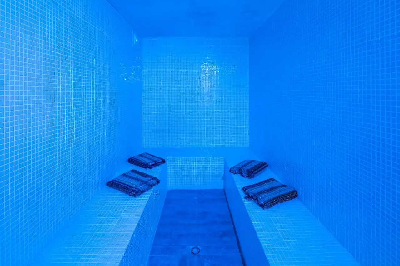 Villa Infinity -Amazing Luxury Villa 3 Pools & Jacuzzi Roca Llisa 0*,