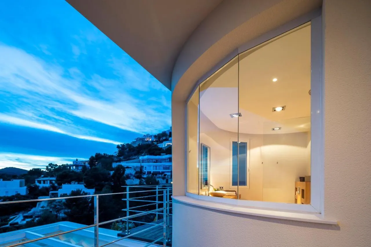 Villa Infinity -Amazing Luxury Villa 3 Pools & Jacuzzi Roca Llisa 0*,