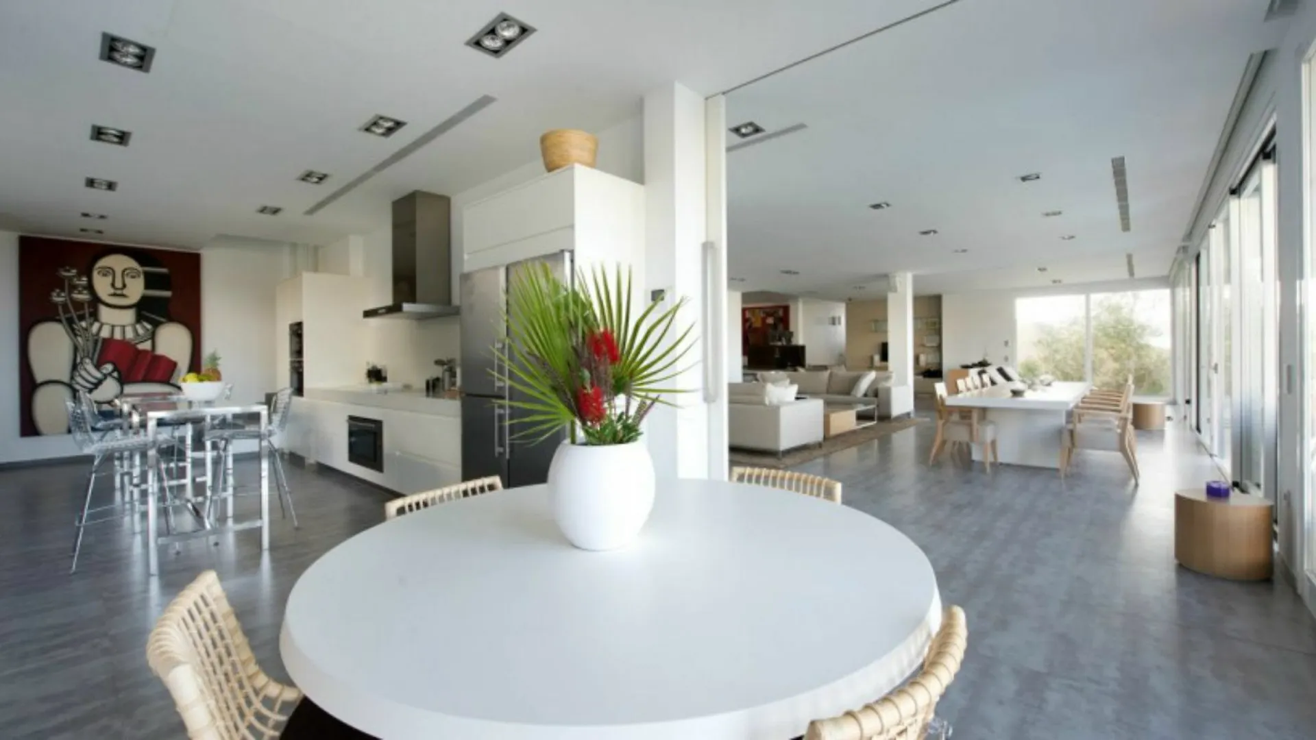 Villa Infinity -Amazing Luxury Villa 3 Pools & Jacuzzi Roca Llisa Spain