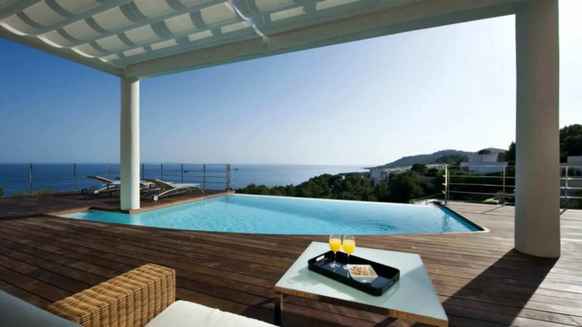 Villa Infinity -Amazing Luxury Villa 3 Pools & Jacuzzi Roca Llisa
