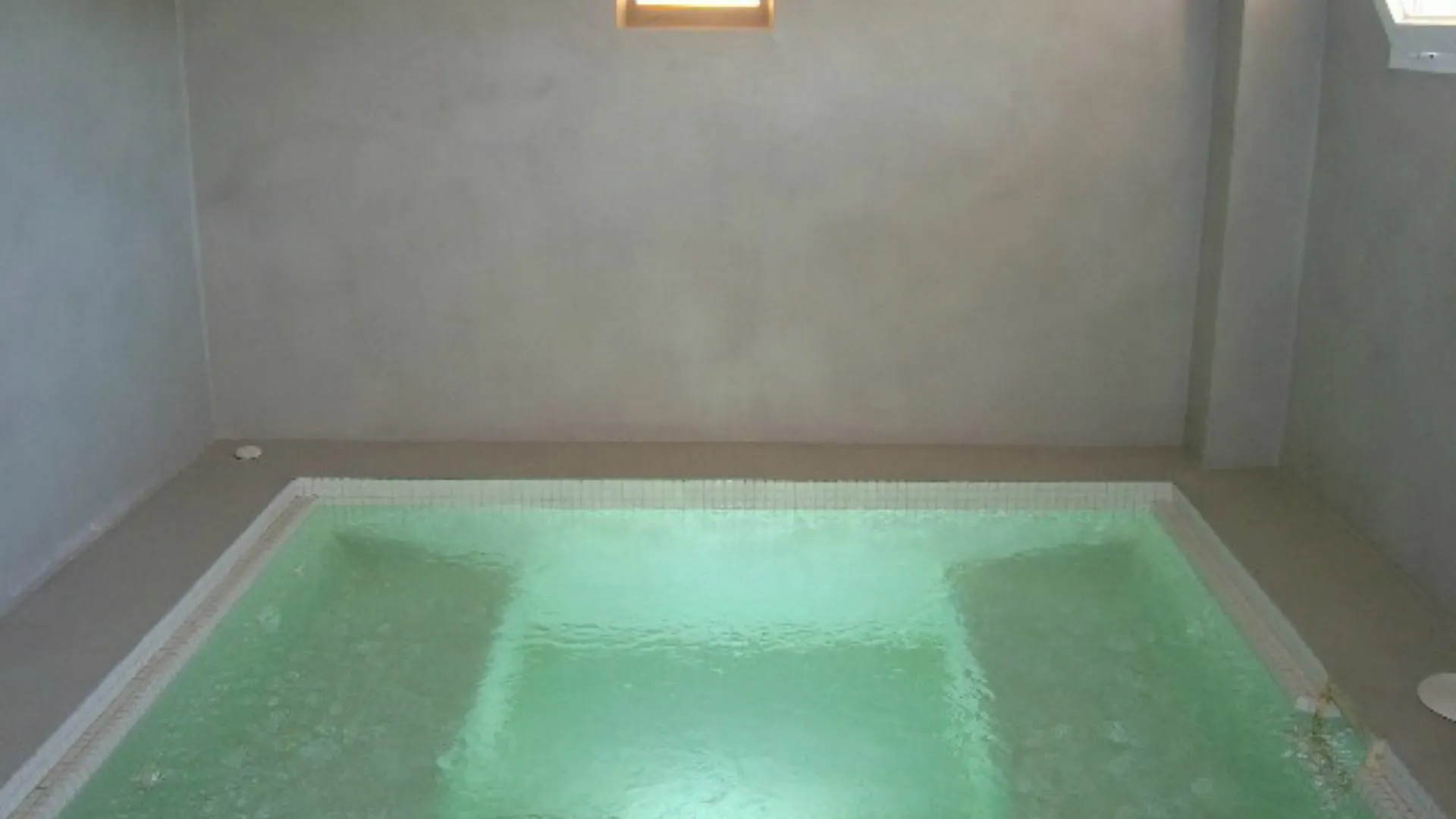 Villa Infinity -Amazing Luxury Villa 3 Pools & Jacuzzi Roca Llisa
