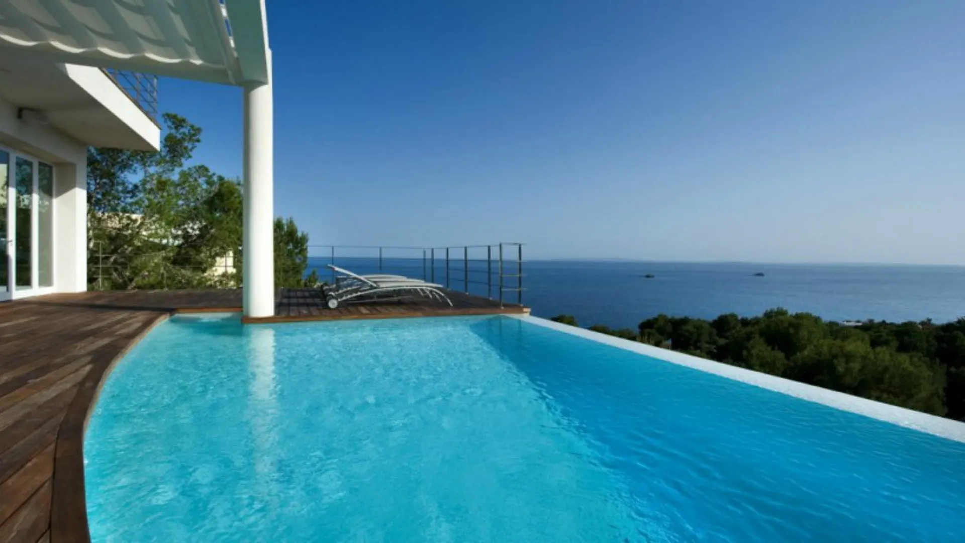 Villa Infinity -Amazing Luxury Villa 3 Pools & Jacuzzi Roca Llisa Spain